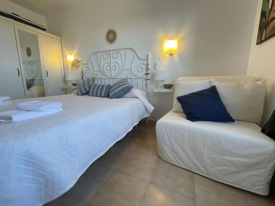 Algaiarens Apto Con Piscina Y Junto A La Playa Cala'N Blanes  Esterno foto
